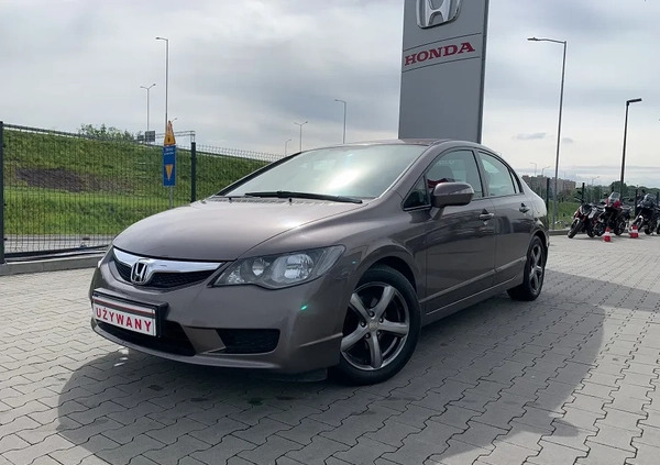 Honda Civic cena 34700 przebieg: 152000, rok produkcji 2010 z Bychawa małe 596